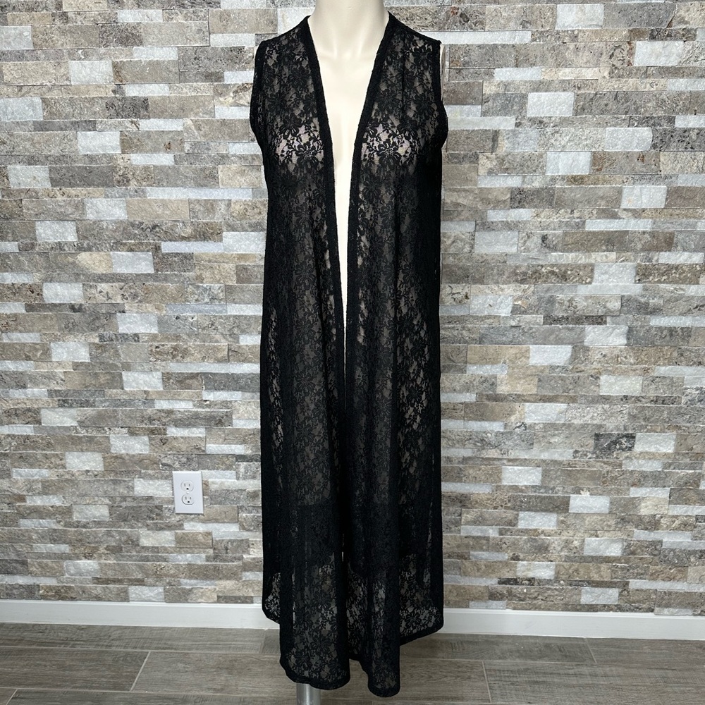 LuLaRoe Sleeveless Lace Cover Up